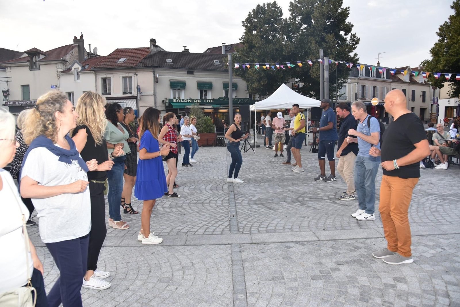 Soirée SBK devant Le Bouquet, septembre 2022